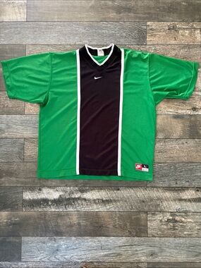 VTG 1990’s Nike Black & Green V-Neck Soccer Jersey